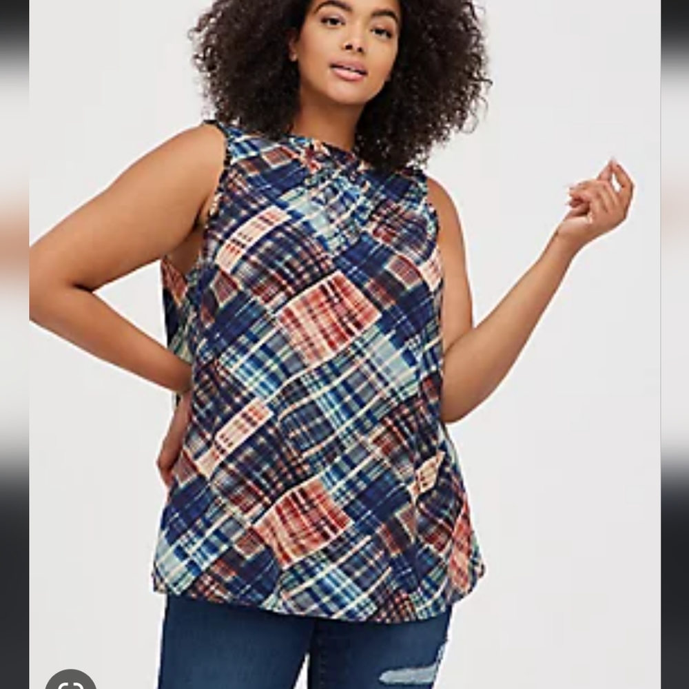 Torrid 6X Smock Neck Tank